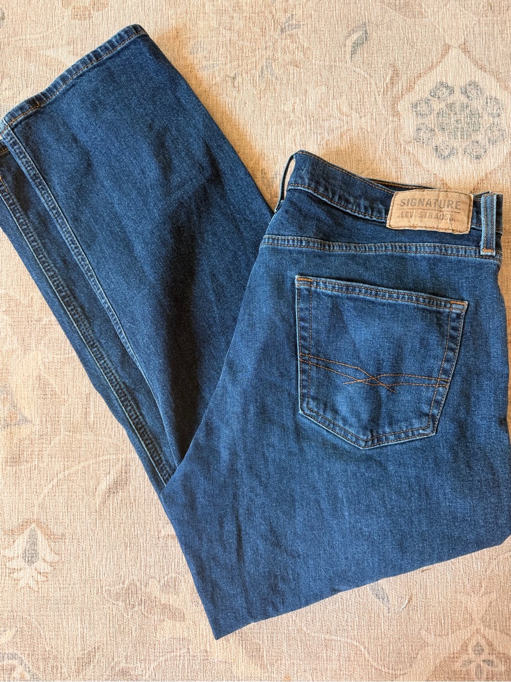 Signature by Levi Strauss Men's Dark Blue Straight Jeans